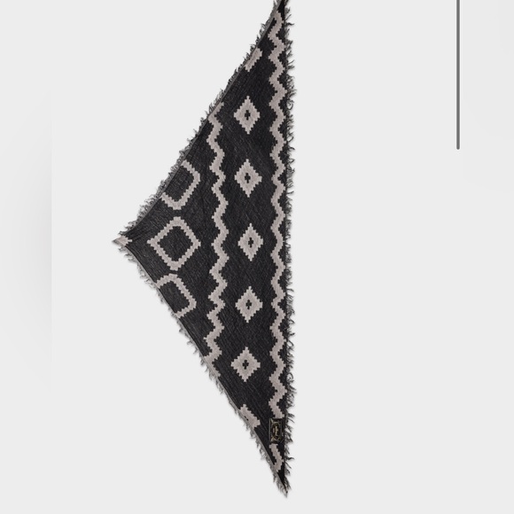 Wilfred Merino Wool Triangle Scarf - Picture 3 of 3